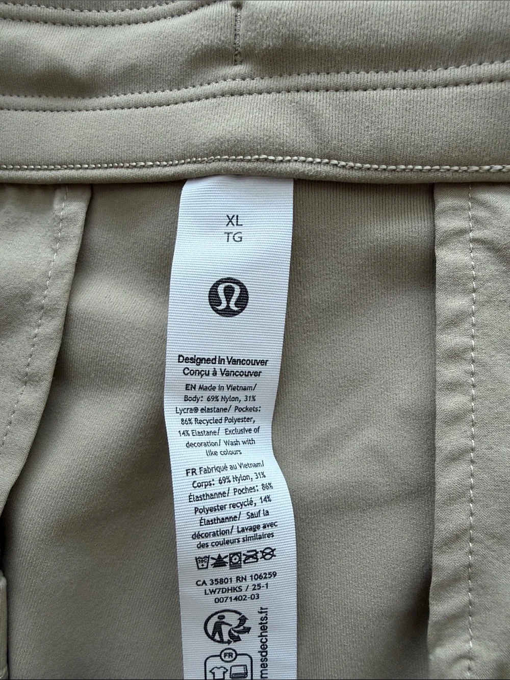 Lululemon Daydrift Pleated High-Rise Short 7